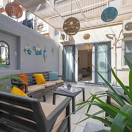 *ezgi's With Private Garden In 4*