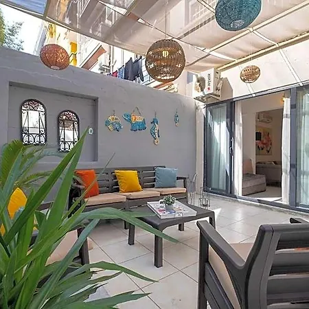 *ezgi's With Private Garden In 호텔 말마리스