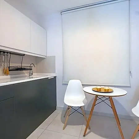 Ξενοδοχείο *ezgi's With Private Garden In 4*